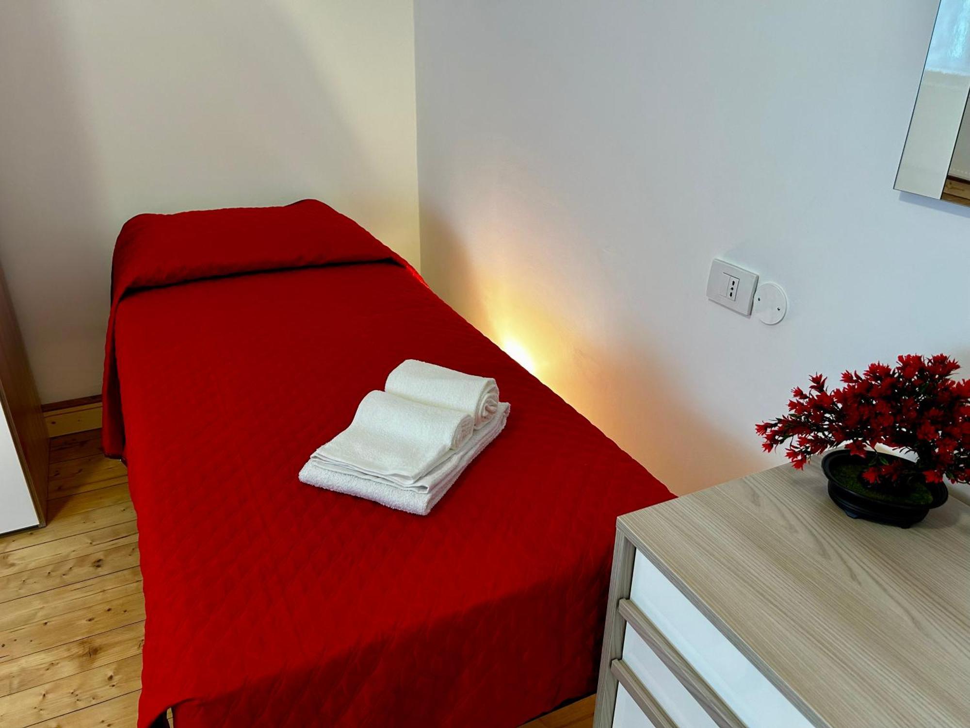 Luxury Allo Apartment In Center Of Udine Exterior photo